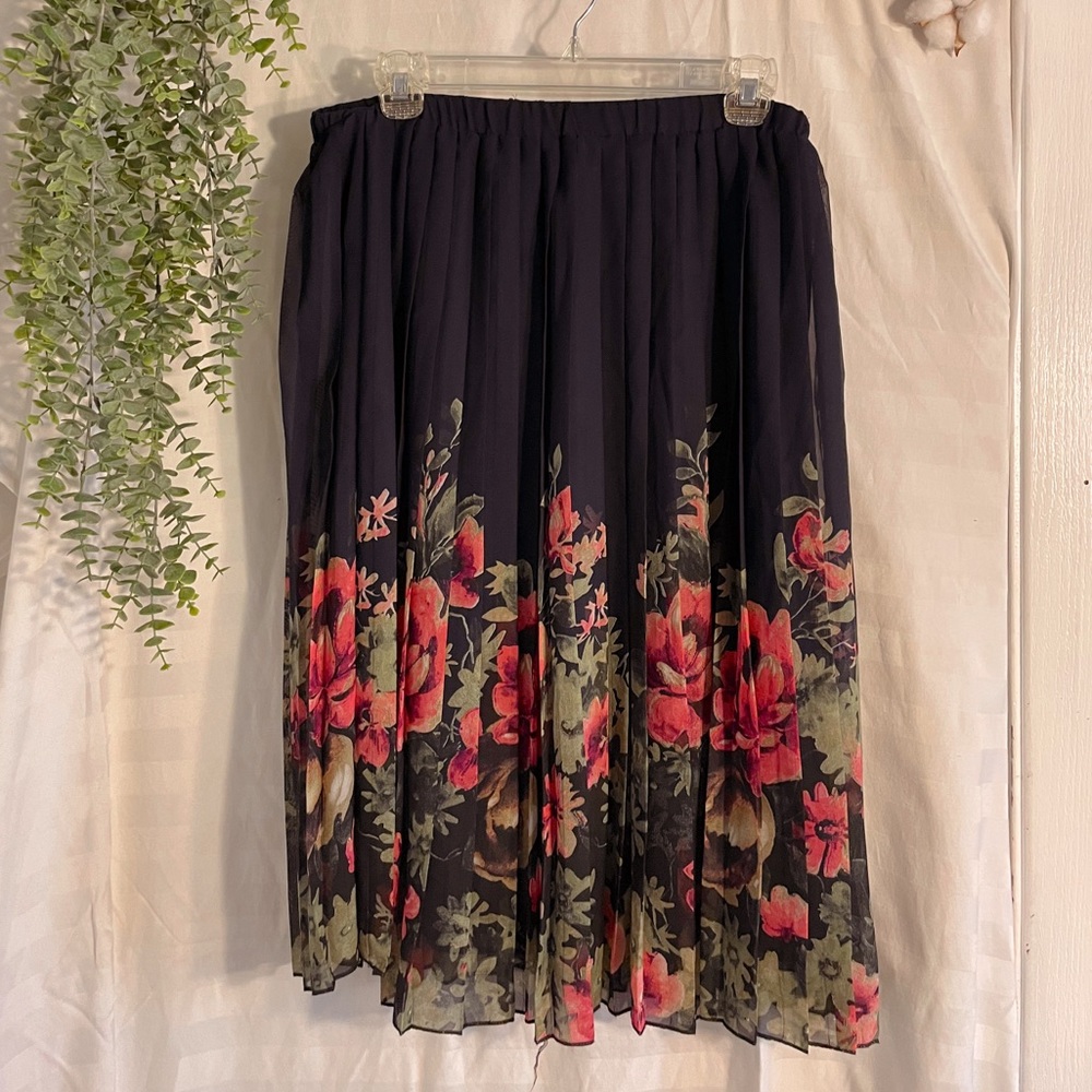 Flowy Midi Floral Skirt